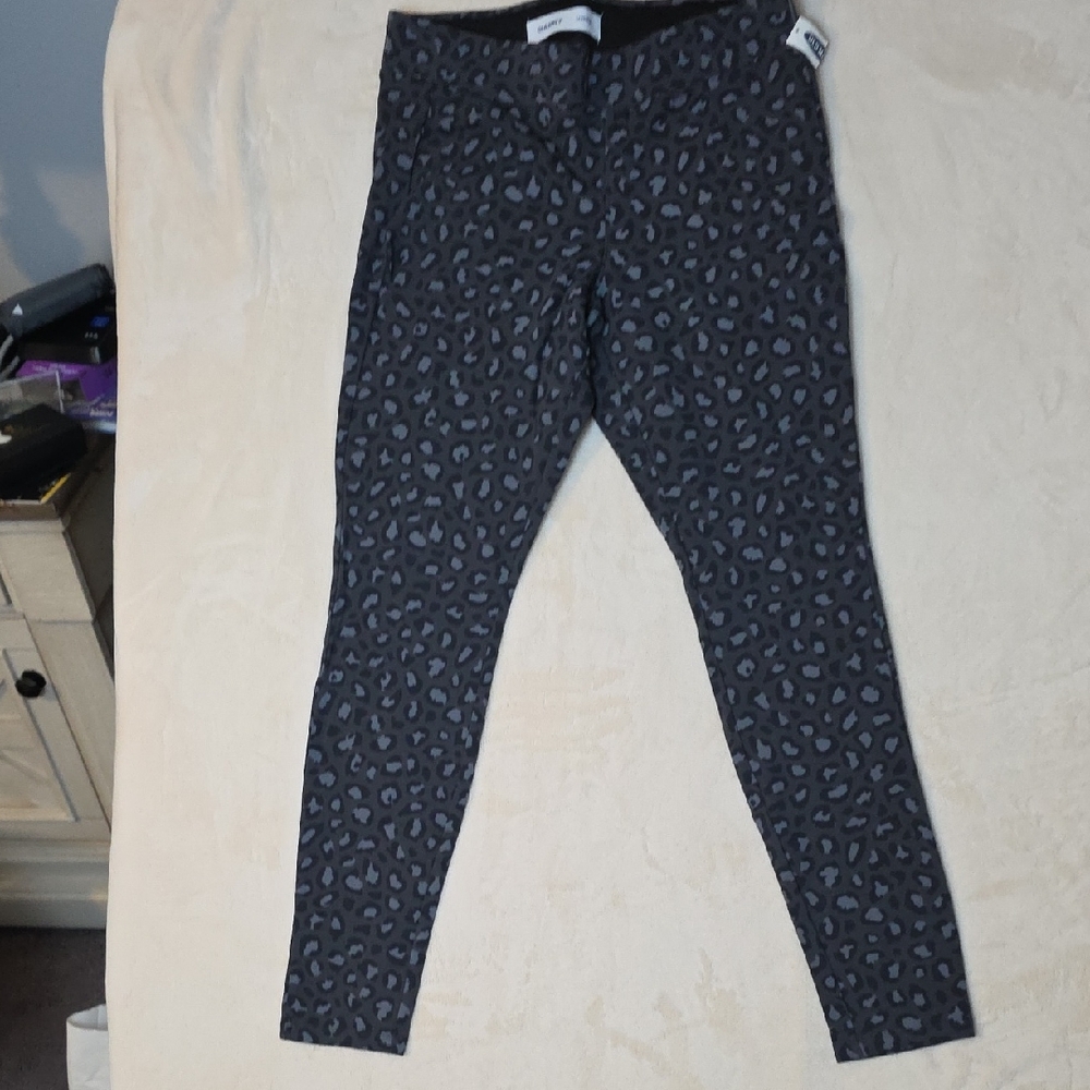 Old Navy Gray Leopard Print Skinny‎ Leggings Size M New
